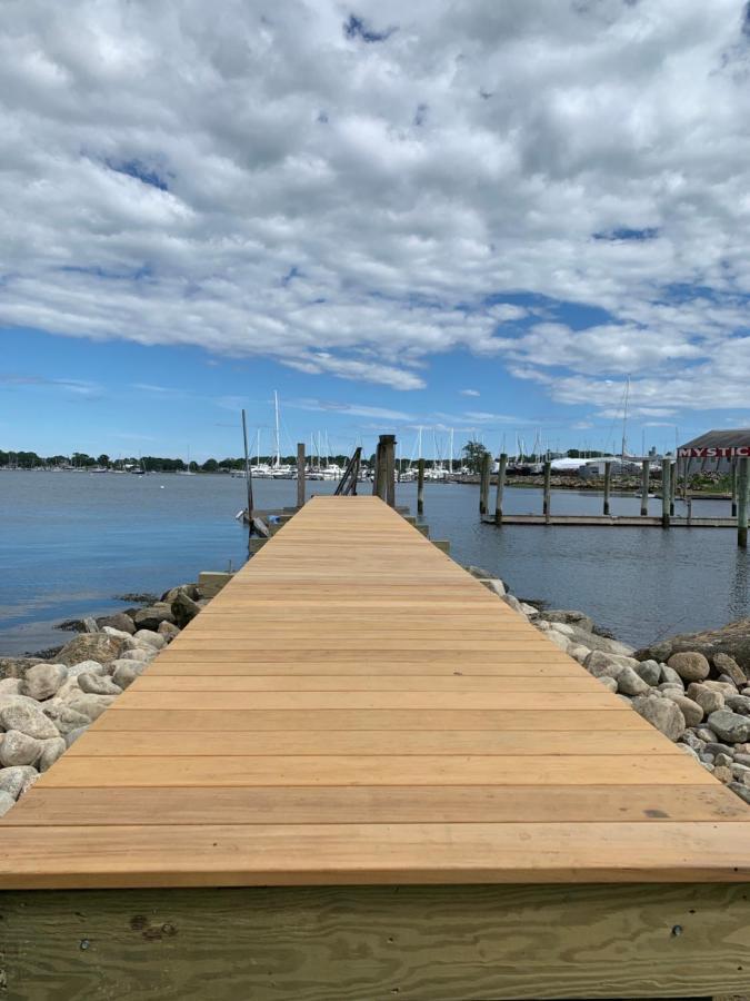Harbor View Landing Hotel Mystic Exterior foto